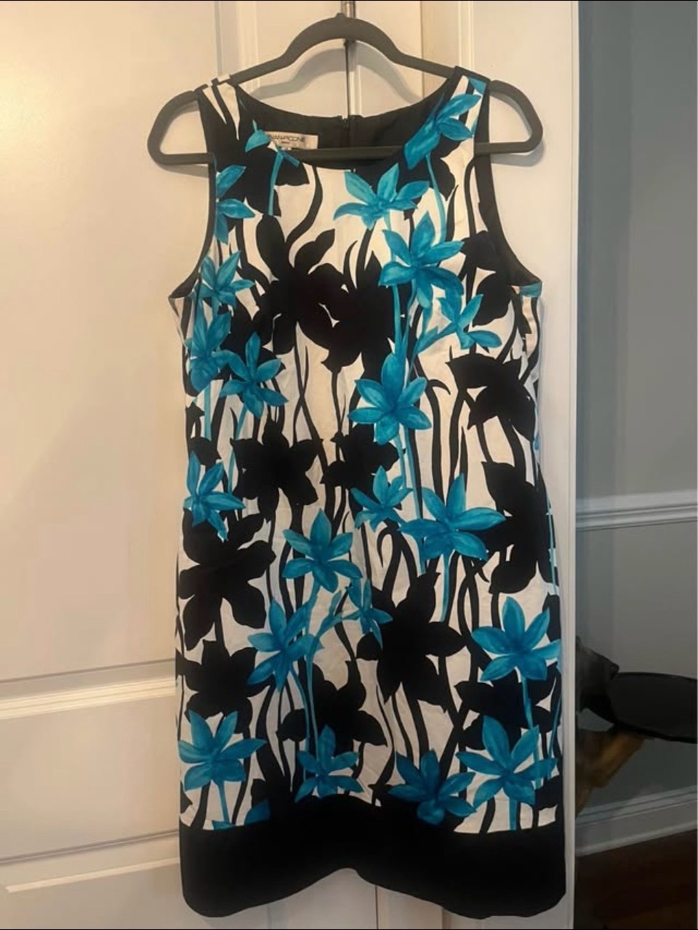 Sleeveless Black & Teal Floral Shift Dress
